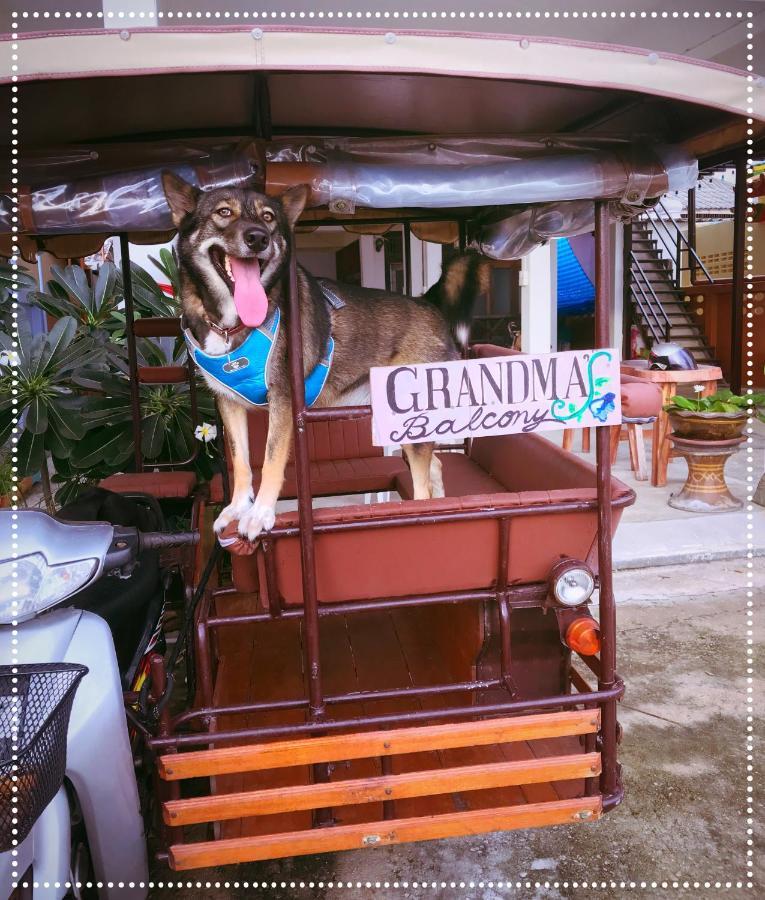 プラチュワップキーリーカン Grandmabalcony Bed & Breakfast エクステリア 写真