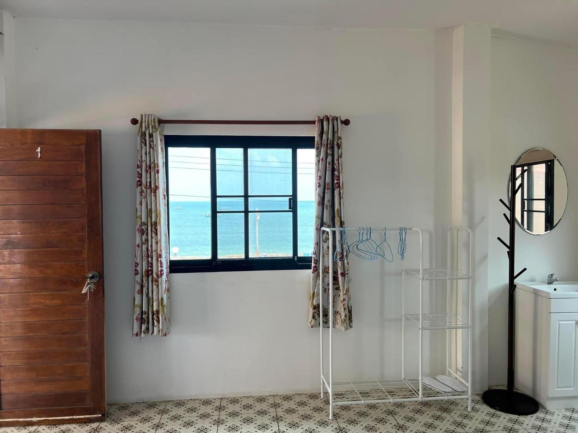 プラチュワップキーリーカン Grandmabalcony Bed & Breakfast エクステリア 写真